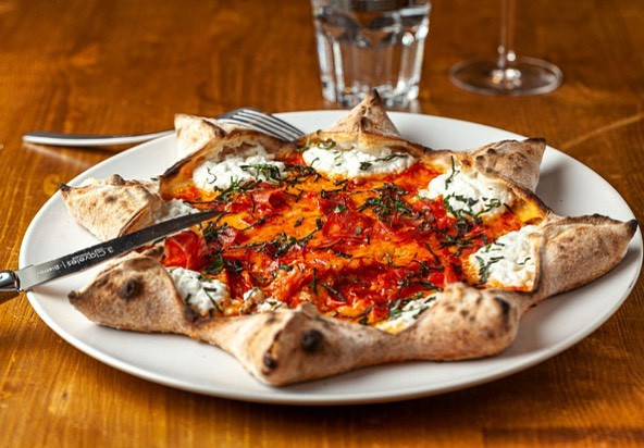 Mister 01 Extraordinary Pizza