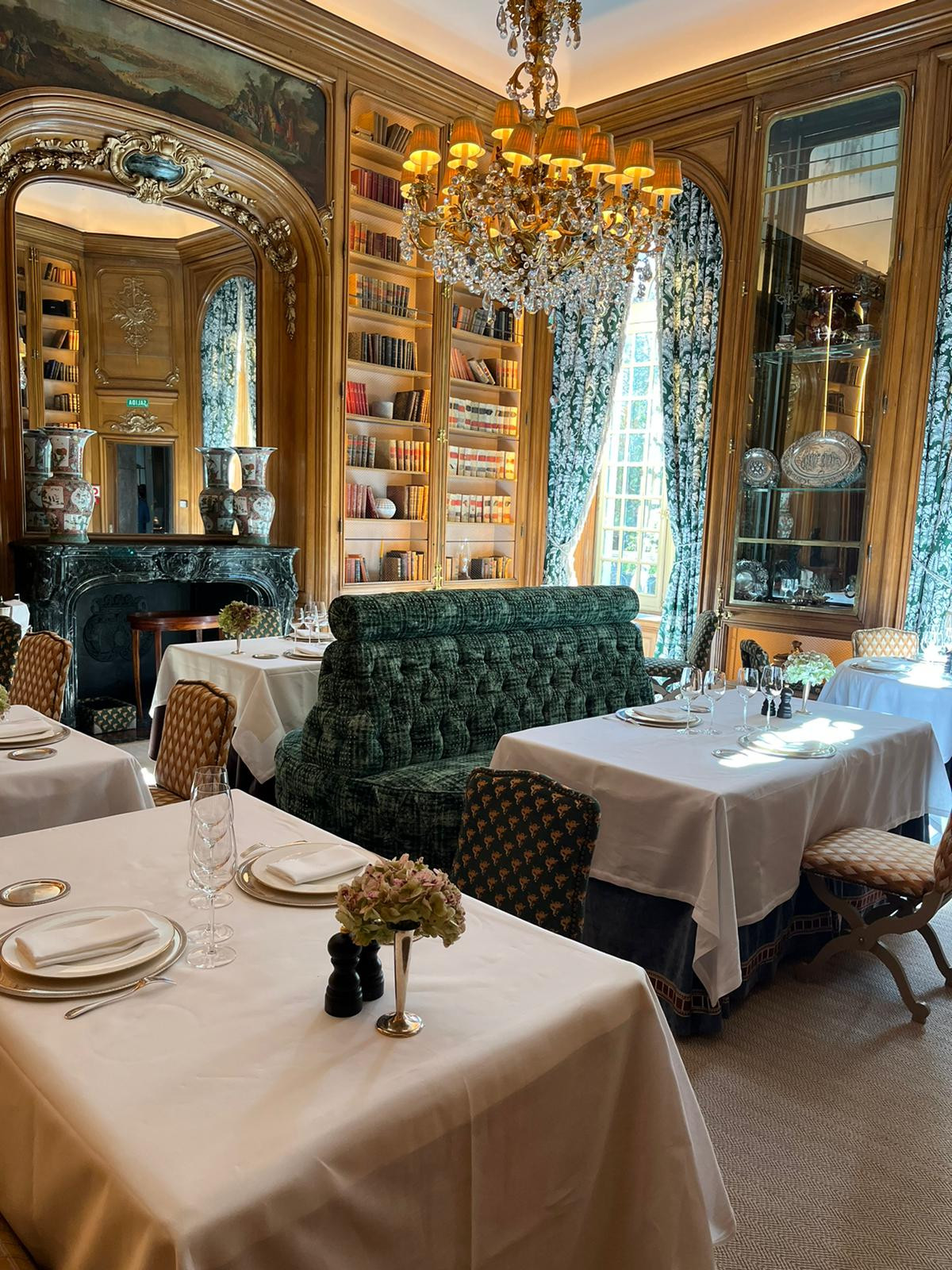 La Biblioteca by Gresca. Hotel Santo Mauro