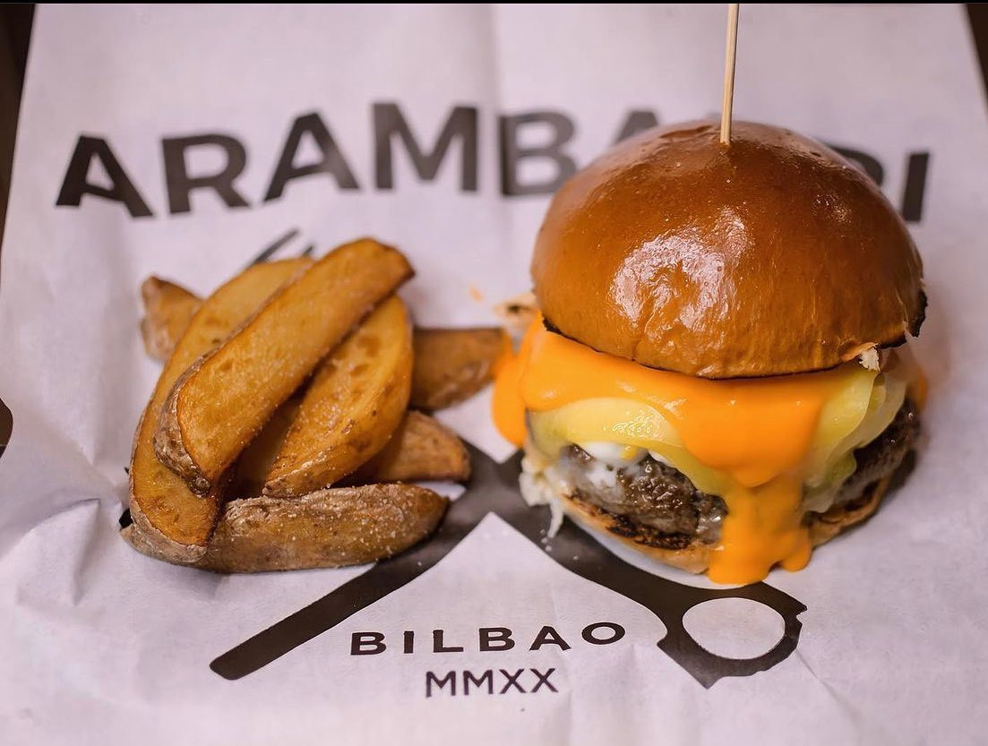 Arambarri Food and Roll